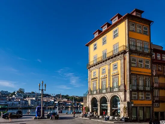 Hôtels-palaces du centre historique de Porto
